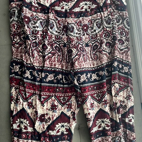 Fun pants - Picture 3 of 5